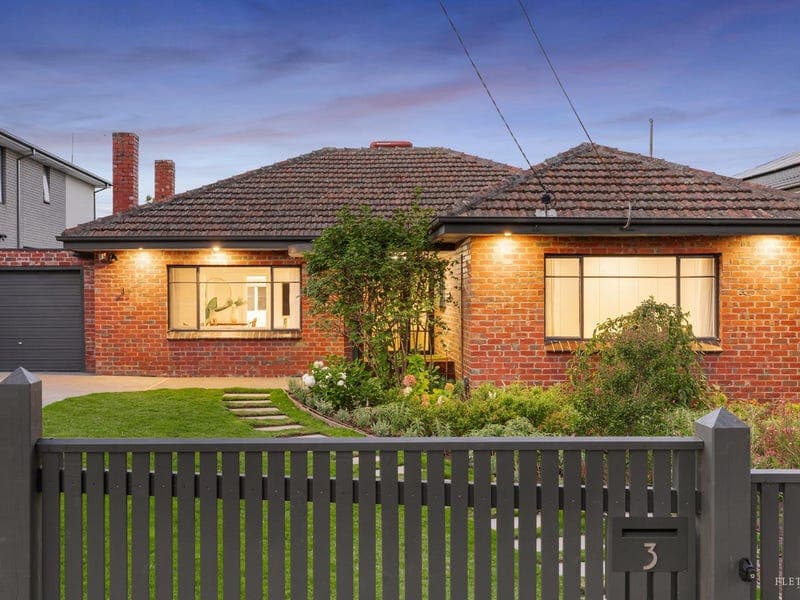 3 Hill Street, Box Hill South