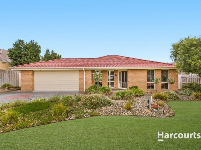 12 Charles Conder Place, Berwick