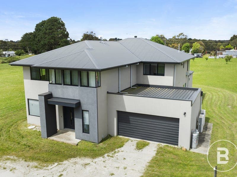 17 Coates Road, Snake Valley