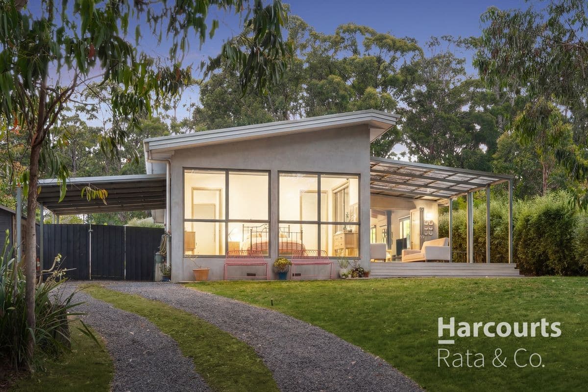 67 Whittlesea-Kinglake Road