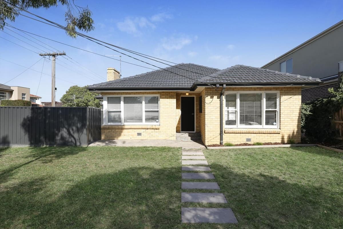 11 Macey Avenue