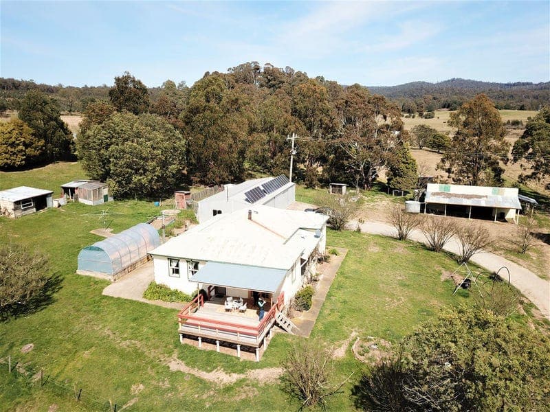 381 Haydens Bog Road