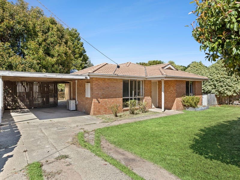 38 Honeysuckle Lane, Woodend