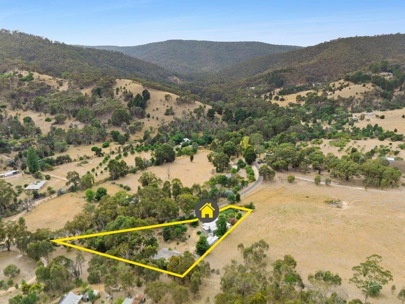 950 Elmhurst-Glenpatrick Road, Glenpatrick
