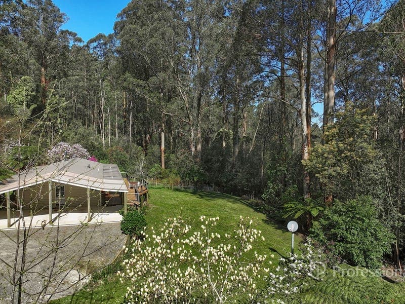 1270 Don Road, Don Valley