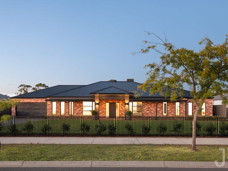 1/54 Abeckett Road, Narre Warren North