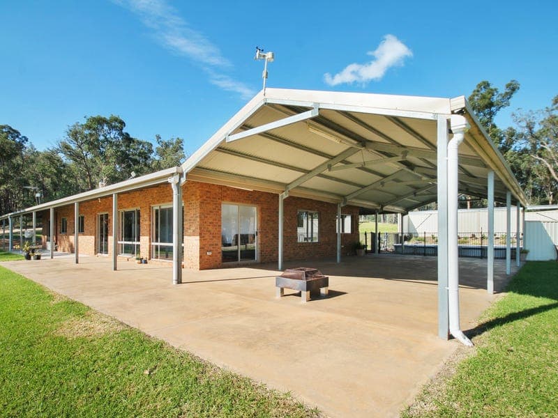 100 Hollingsworths Road, Clifton Creek