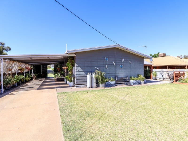 9 McQueen Street, Woorinen South