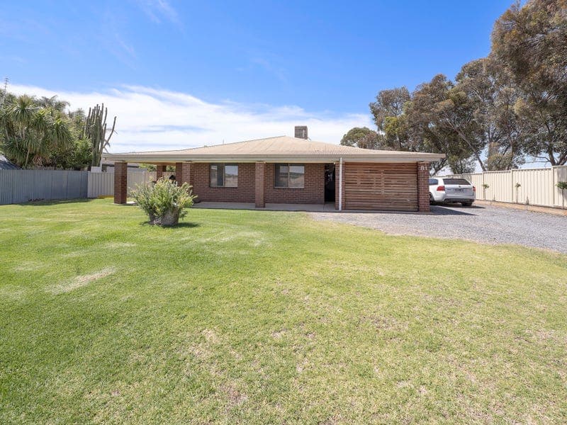 81 Marraboor Street, Lake Boga