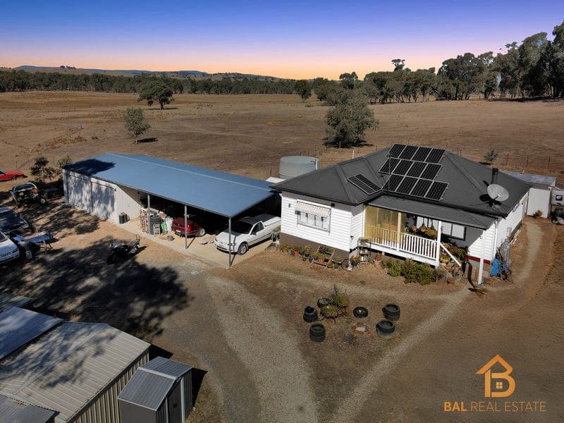 1985 Seymour-Tooborac Road, Tooborac