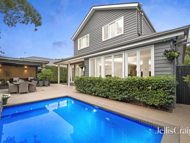 27 Owen Street, Mitcham