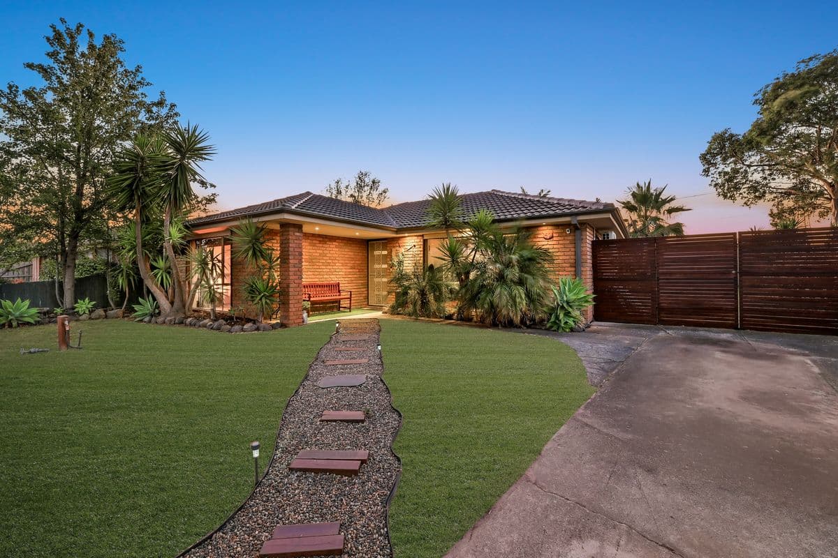 59 Gipps Crescent