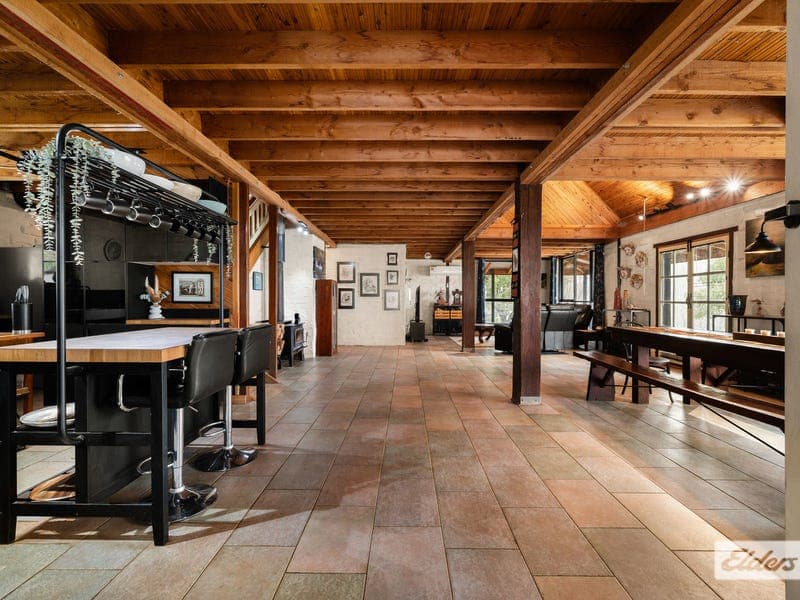 6 Coles Road, Bethanga