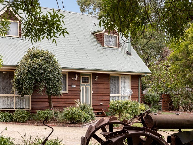 6 Blackburn Street, Bittern