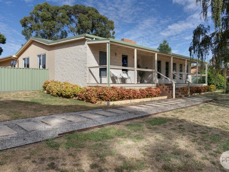 206-208 Lylia Avenue, Mount Clear