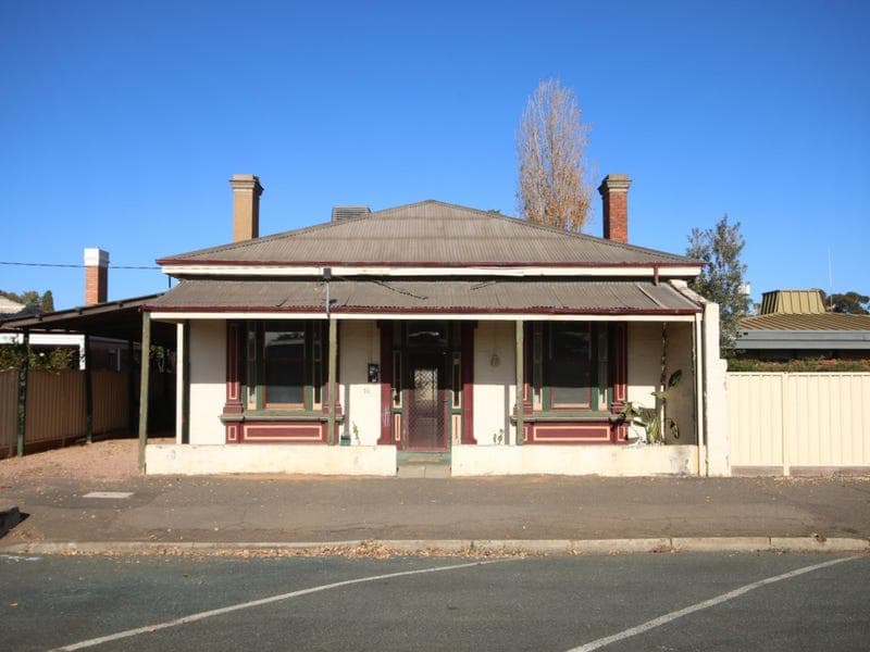 10 Cardwell Street, Elmore