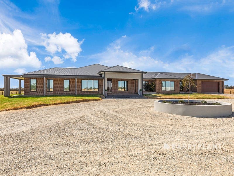 220 South Yannathan Road, Yannathan