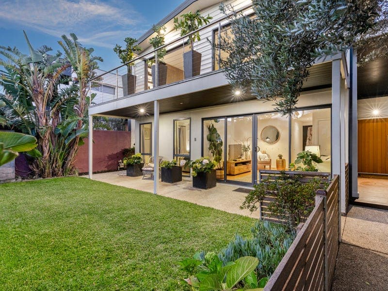 1 Dudley Grove, Edithvale