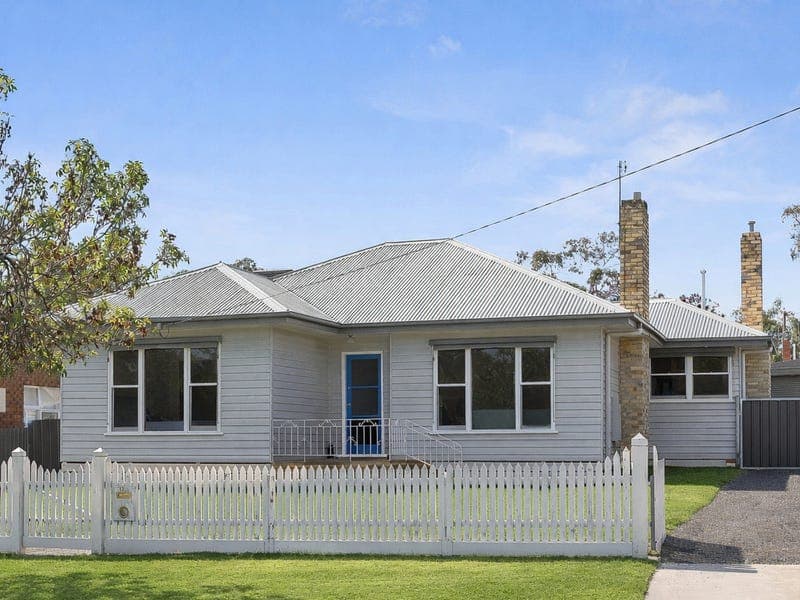 13 Longmore Street, Kangaroo Flat