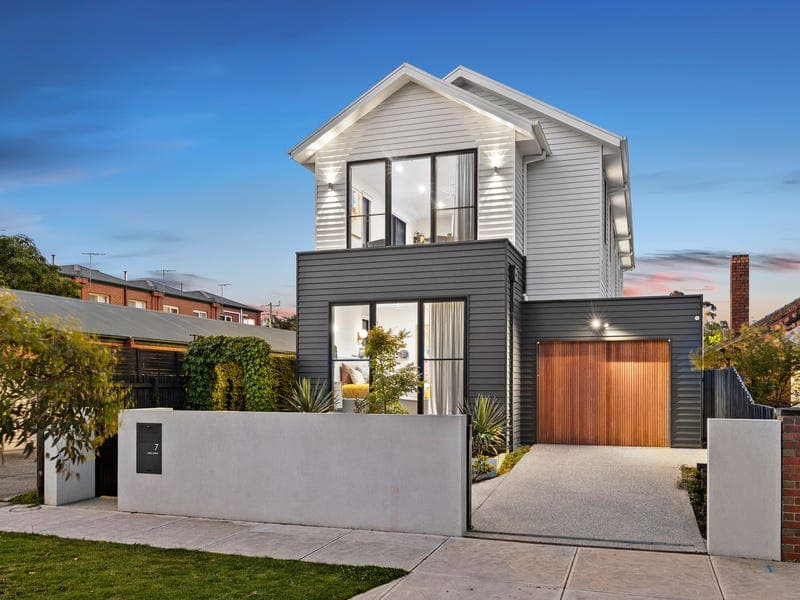 7 Lees Street, Mckinnon