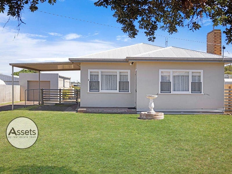 9 Bade Avenue, Portland