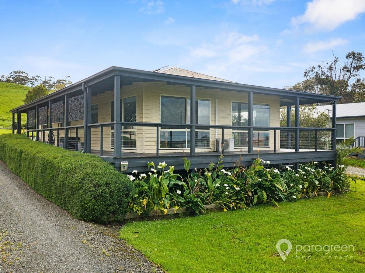 10 BUCKLEY STREET