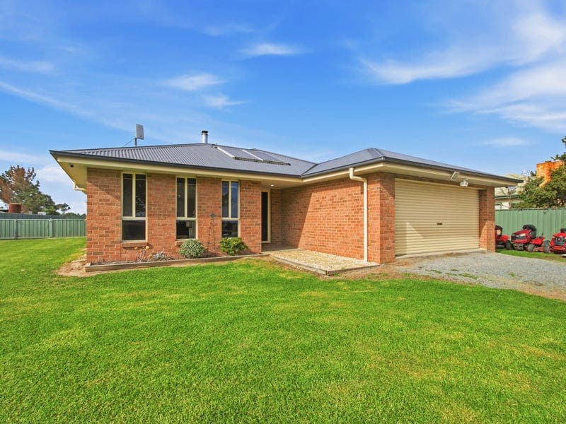 87 McCann Close, Kilmany