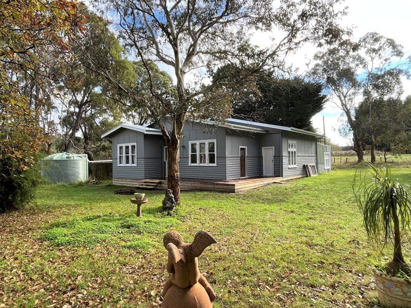 3991 Henty Highway