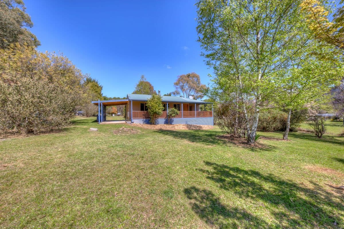 69 Feathertop Track