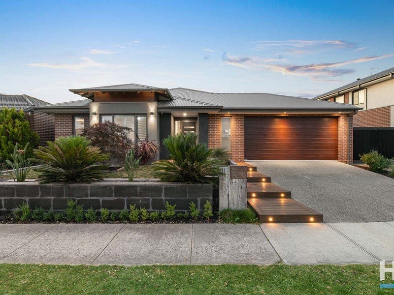 11 Celadon Grove, Botanic Ridge