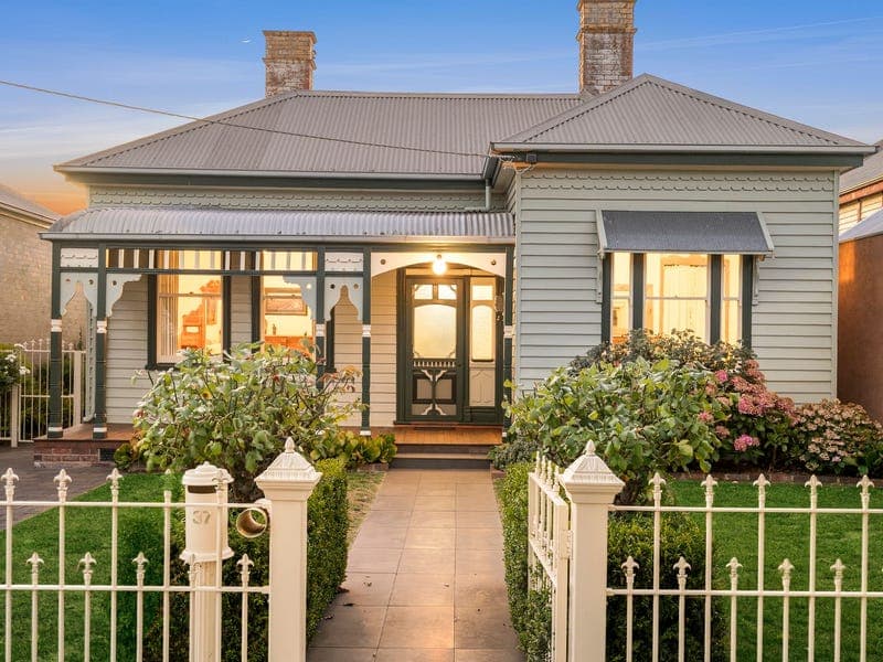 37 Gellibrand Street