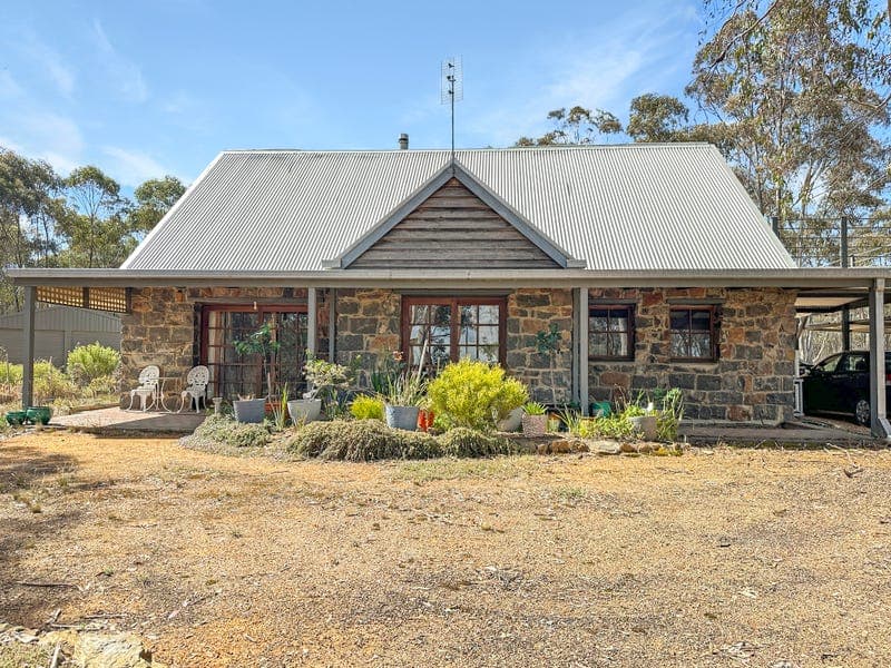 32 Alma-Bowenvale Road