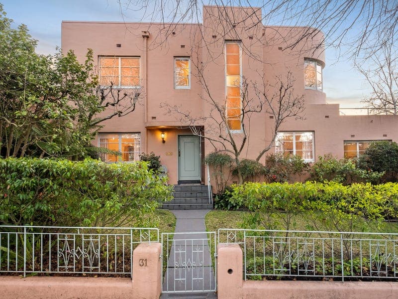 31 Avenel Road, Kooyong