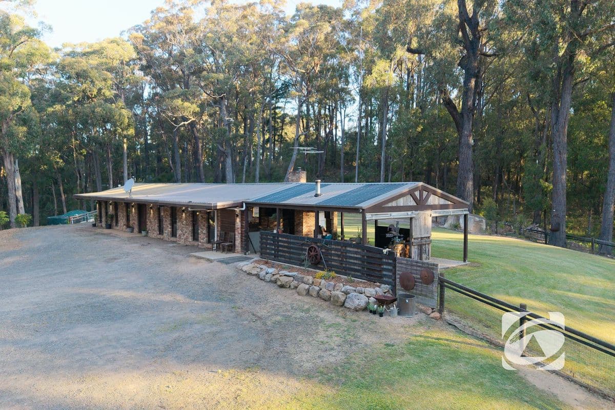 300 Gembrook-Tonimbuk Road