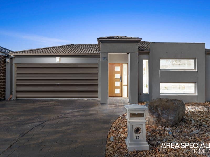15 Minvi Terrace, Cairnlea