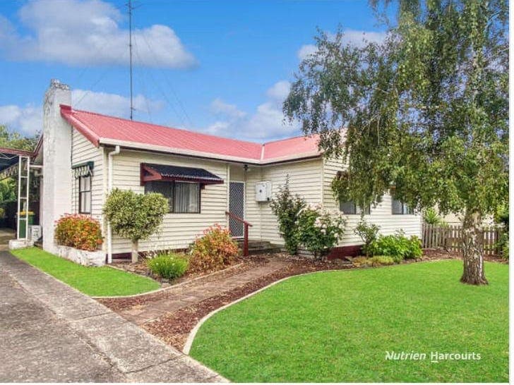18 Peachey Street, Casterton