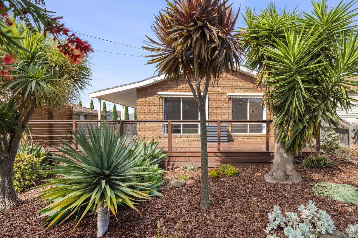 13 Hayman Street