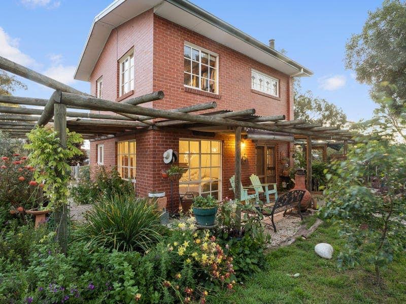 78 Birkins Road, Strangways