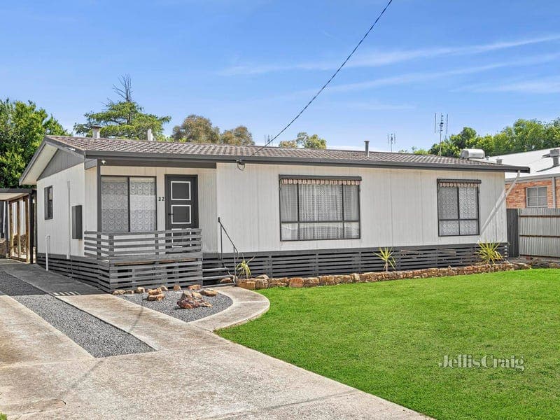 32 Fryers Street, Guildford