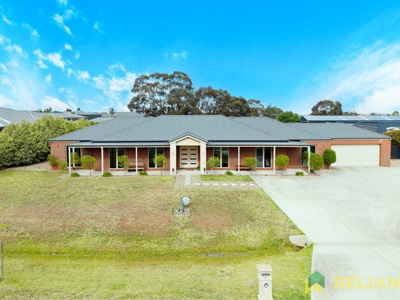 14 Carberry Drive, Hopetoun Park