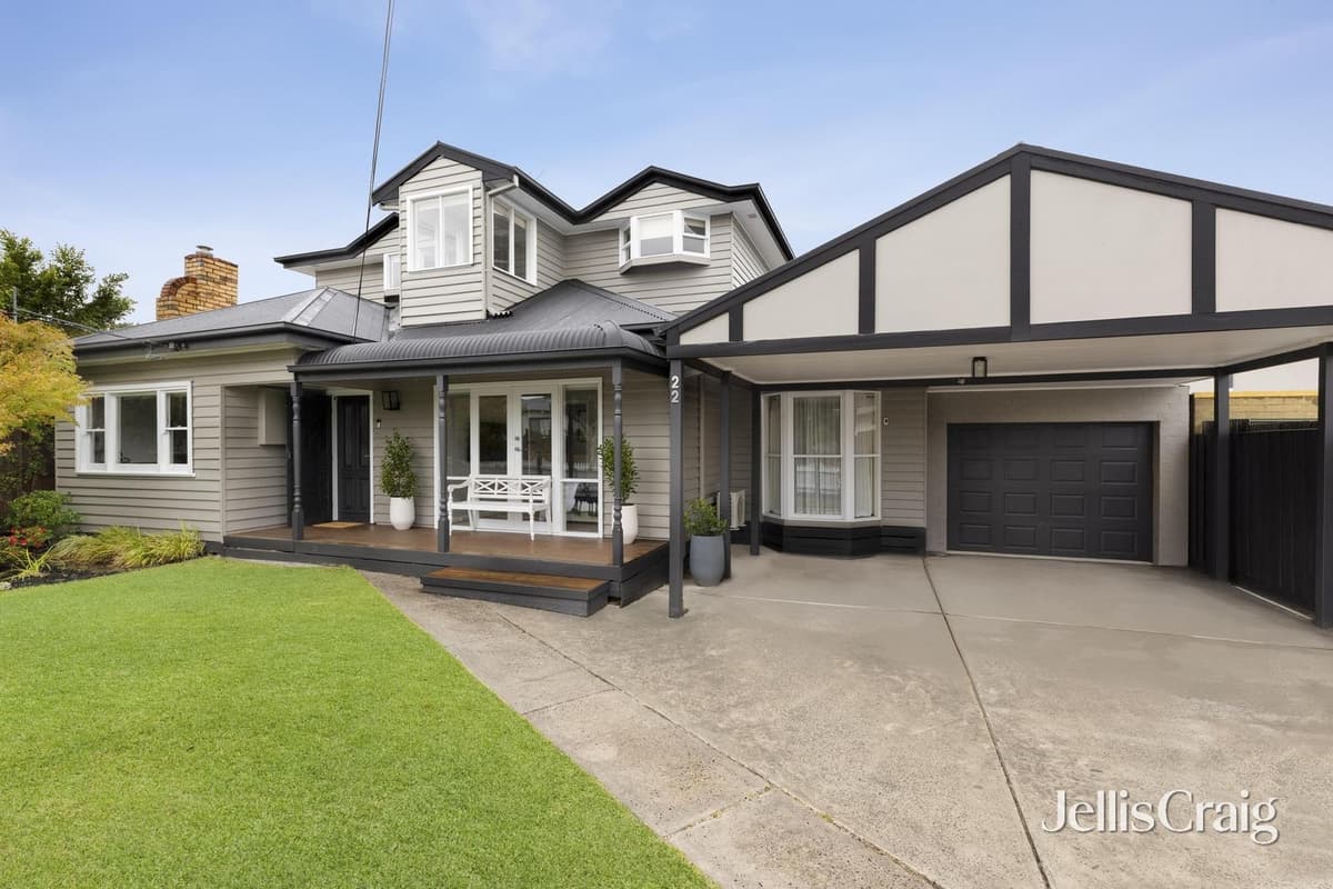 22 GREVILLE STREET