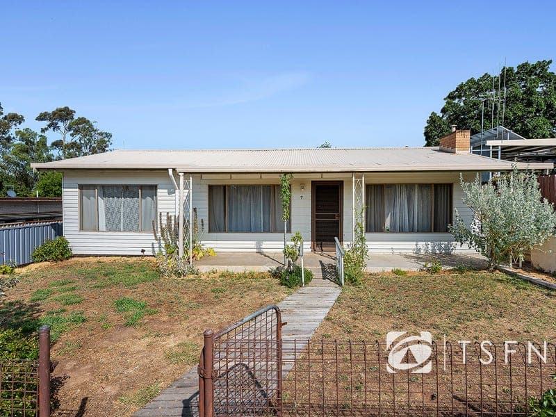 7 Lester Street, Sailors Gully