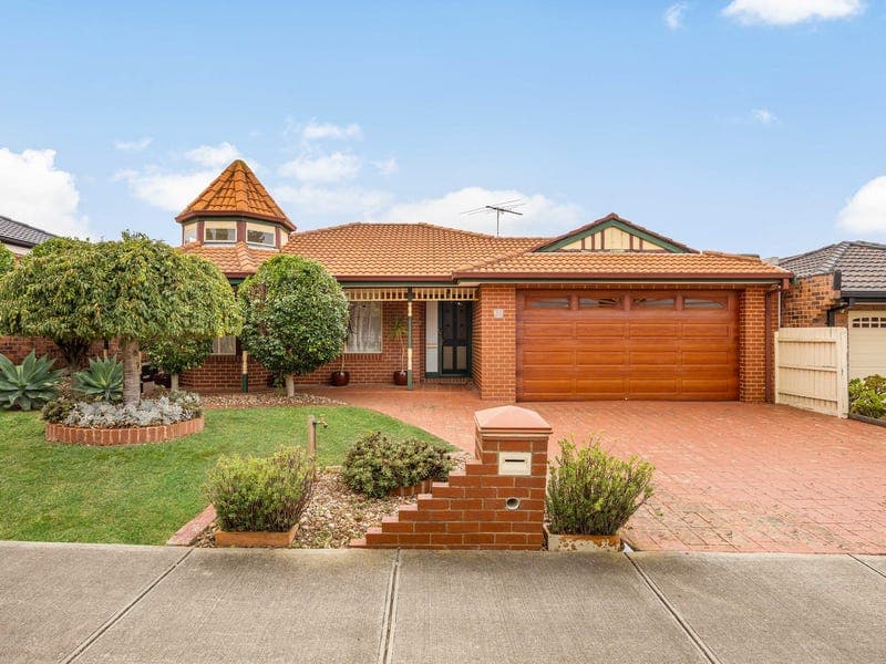 31 Wakelin Crescent, Taylors Lakes