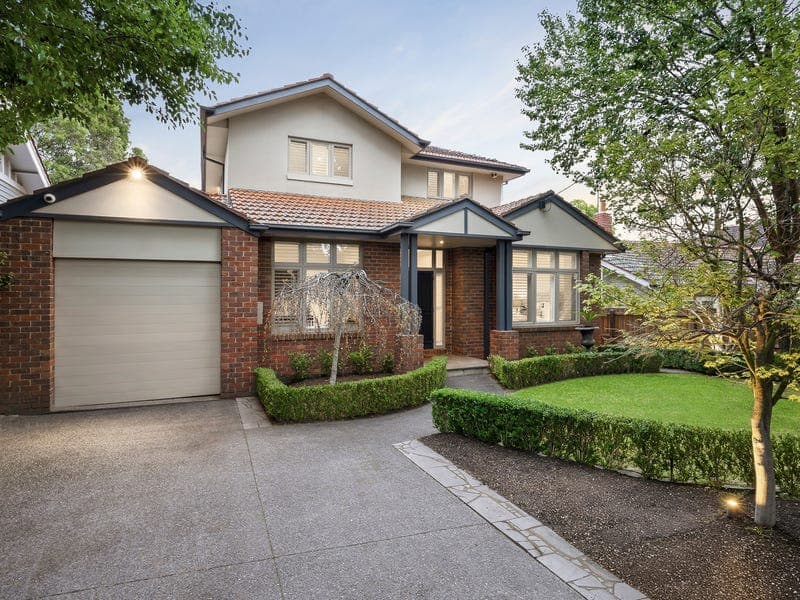 8 Lille Street, Surrey Hills