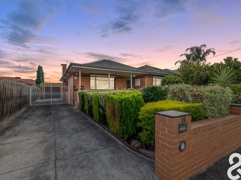 12 DOROTHY AVENUE