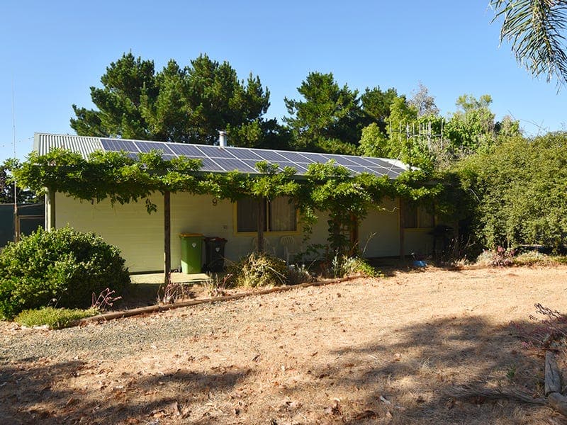 30 School Road, Corop