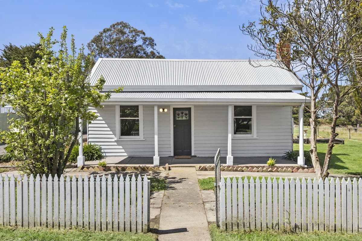 5262 Midland Highway