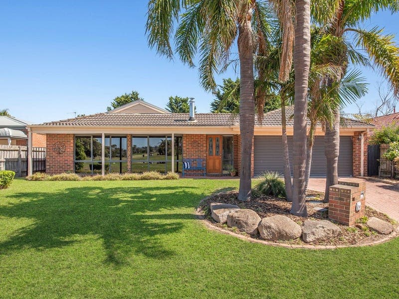 10 Golf Course Lane, Safety Beach