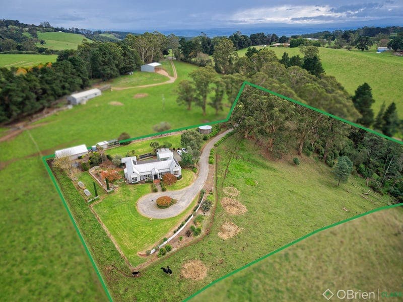 14 Weirs Road, Narracan