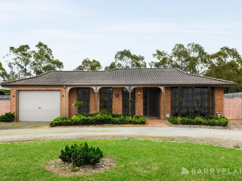 57 Watermoor Avenue, Kilsyth South